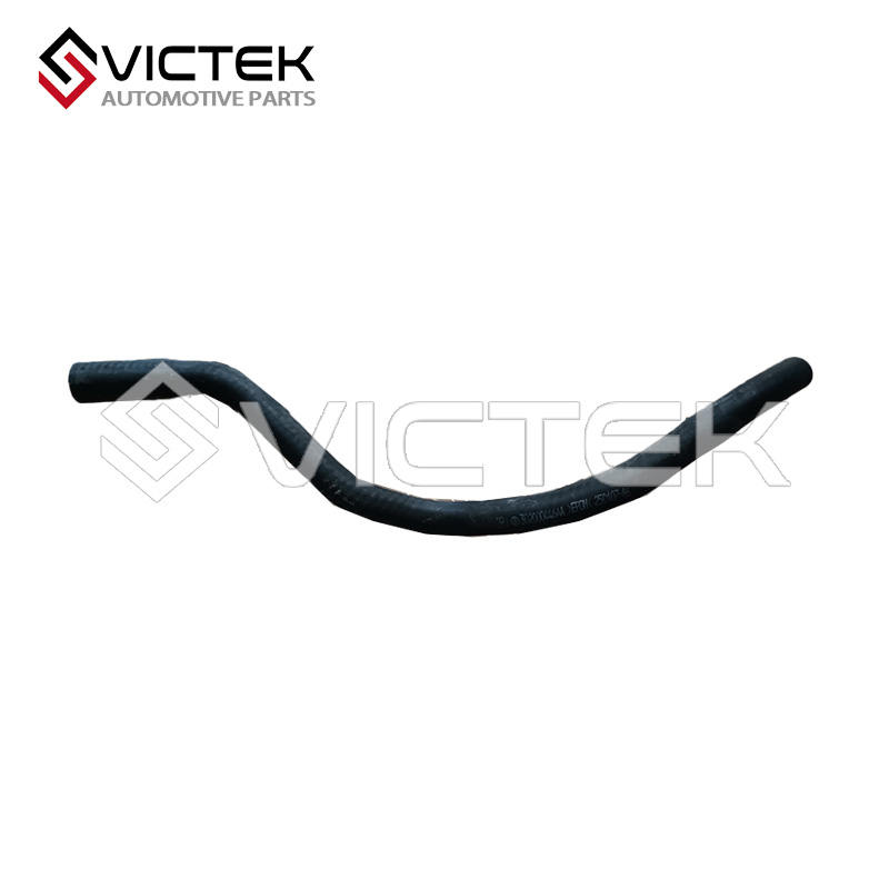 Tuyau du moteur vers la source d'expansion