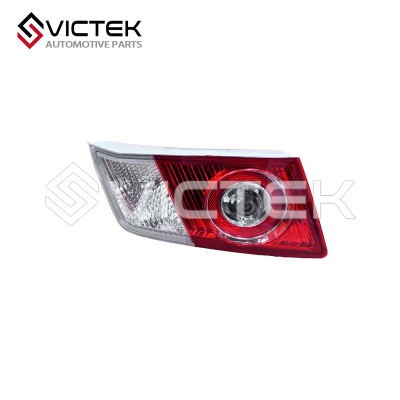 Right Tail Lamp Trunk Cover LAX4133200