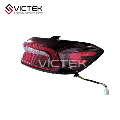 Задний фонарь справа не горит